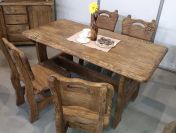 Meble drewniane, rzeźbione - stół i krzesła